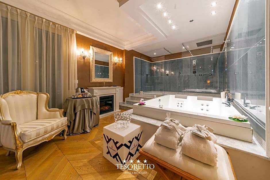 Tesoretto Hotel