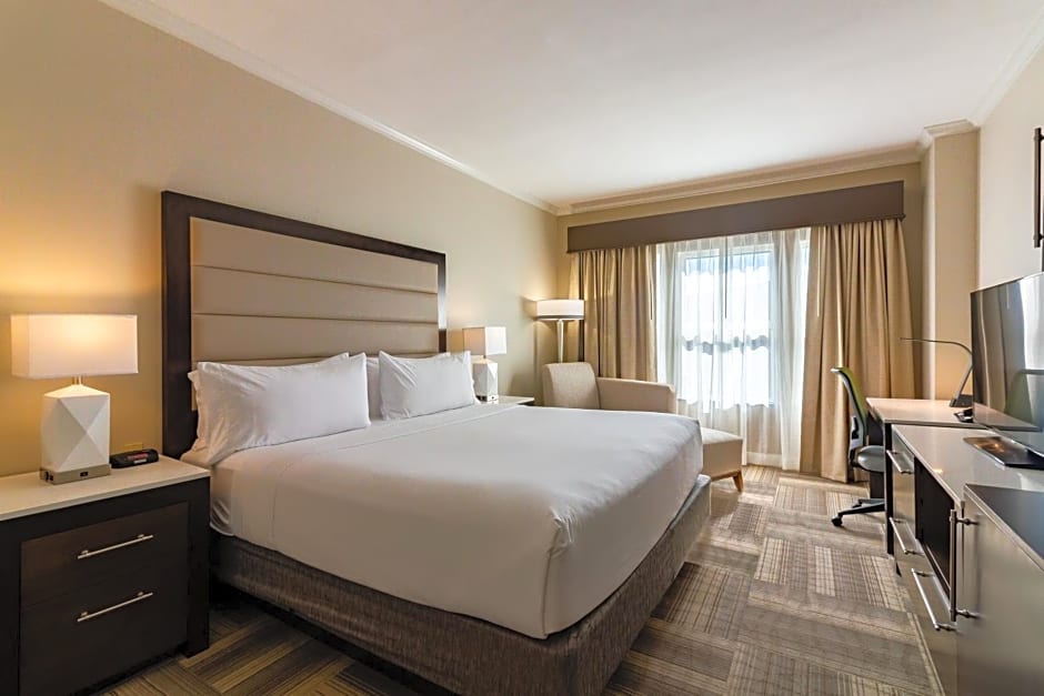 Holiday Inn Express Savannah - Historic District, an IHG Hotel