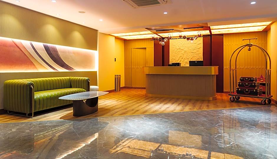 Trunk and Trolley Gachibowli