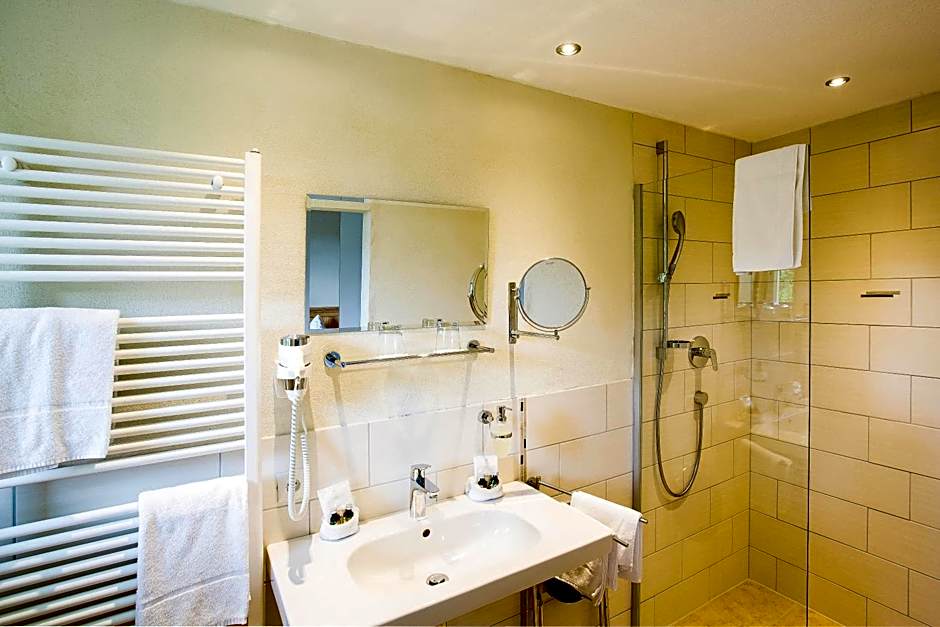 Gut Lilienfein - Gesundheitsoase mit Naturheilzentrum