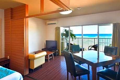 Comfort Beachfront Condo for 4 People