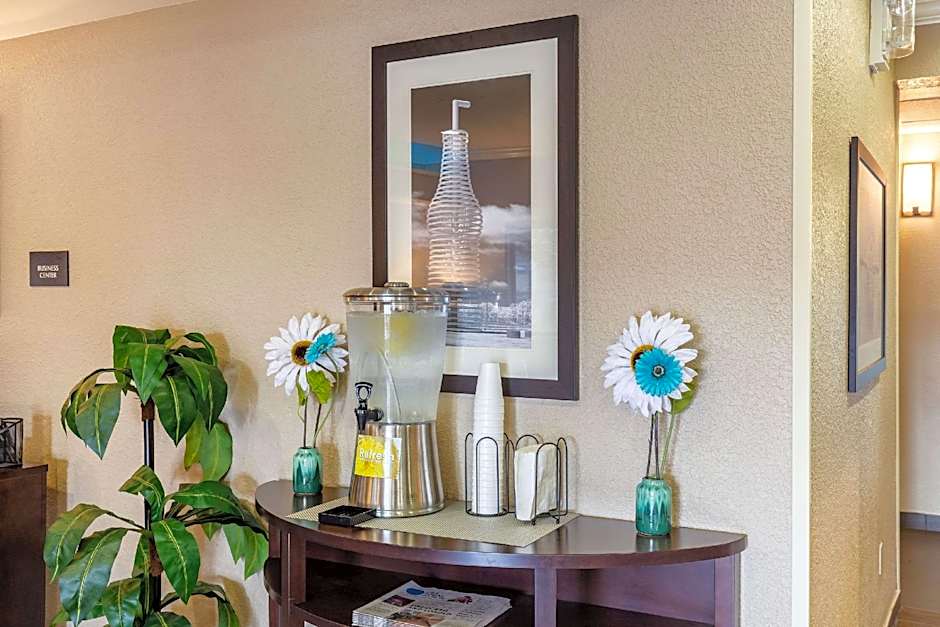 Comfort Inn South Tulsa - Woodland Hills