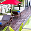 Sunshine Hip Hotel