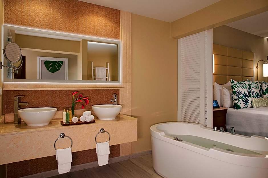 Secrets Wild Orchid- All Inclusive- Adults Only