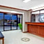 Super 8 by Wyndham Waycross GA