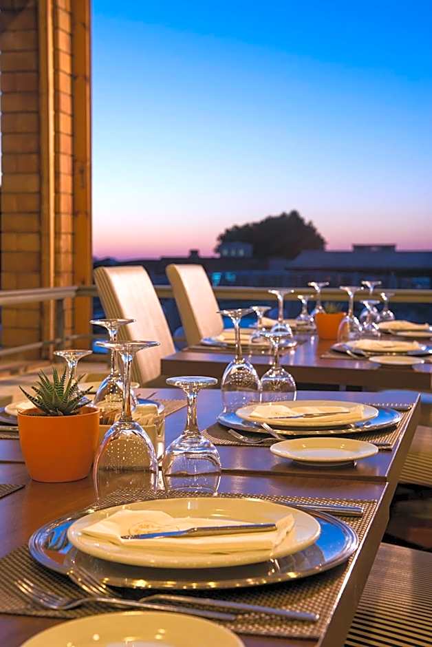 Bella Beach Hotel