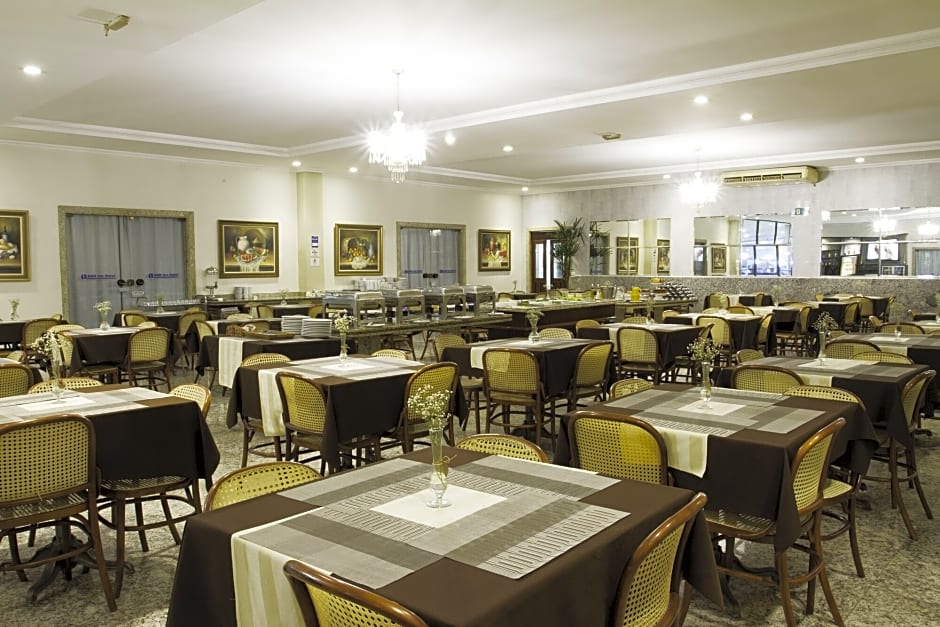 Dan Inn Franca & Convenções