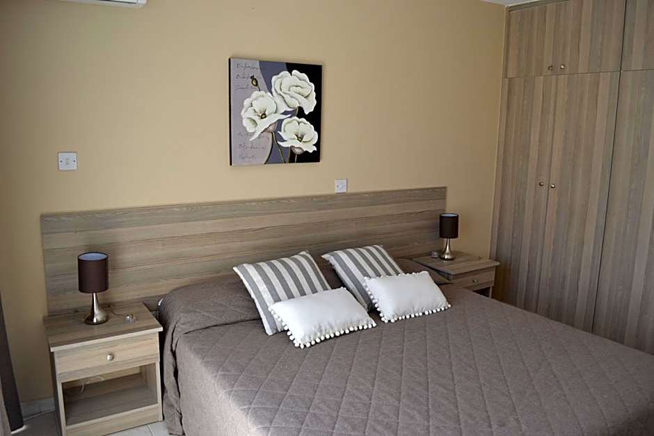 Marianna Hotel Apartments