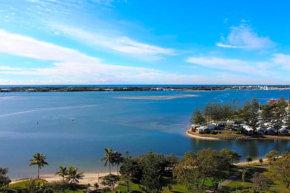 Crystal Bay On The Broadwater