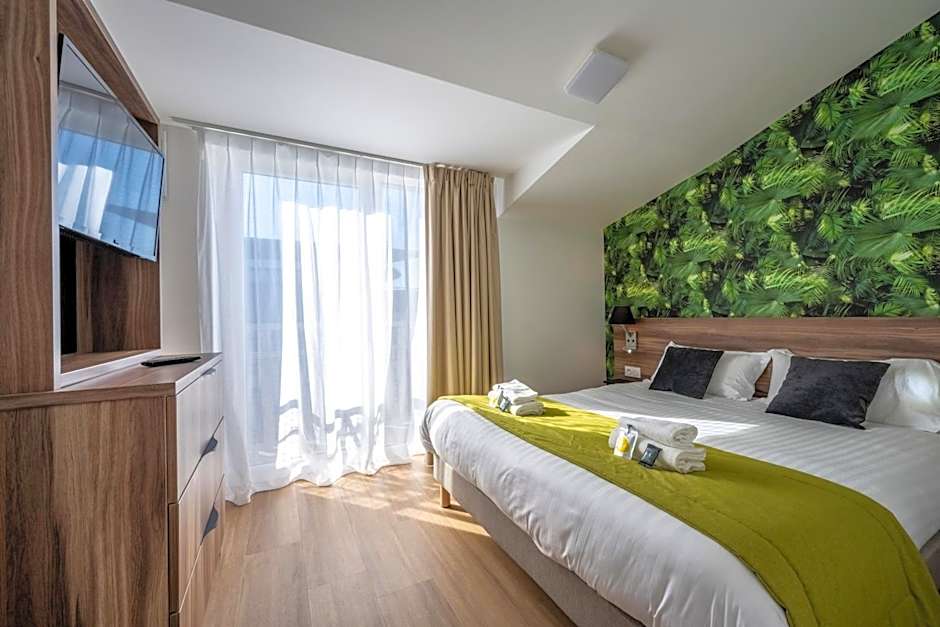 ATHOME RESIDENCE ET SPA