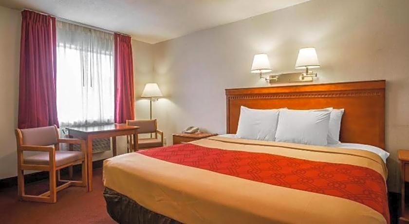 Baymont by Wyndham Lake George