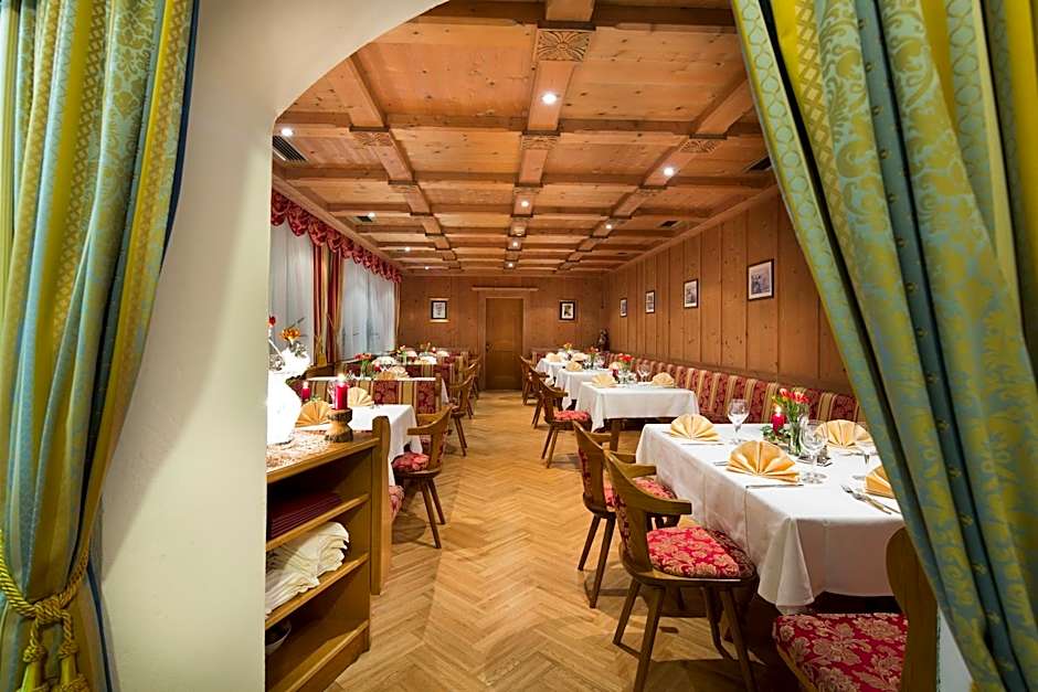 Dolomites Wellness Hotel Savoy