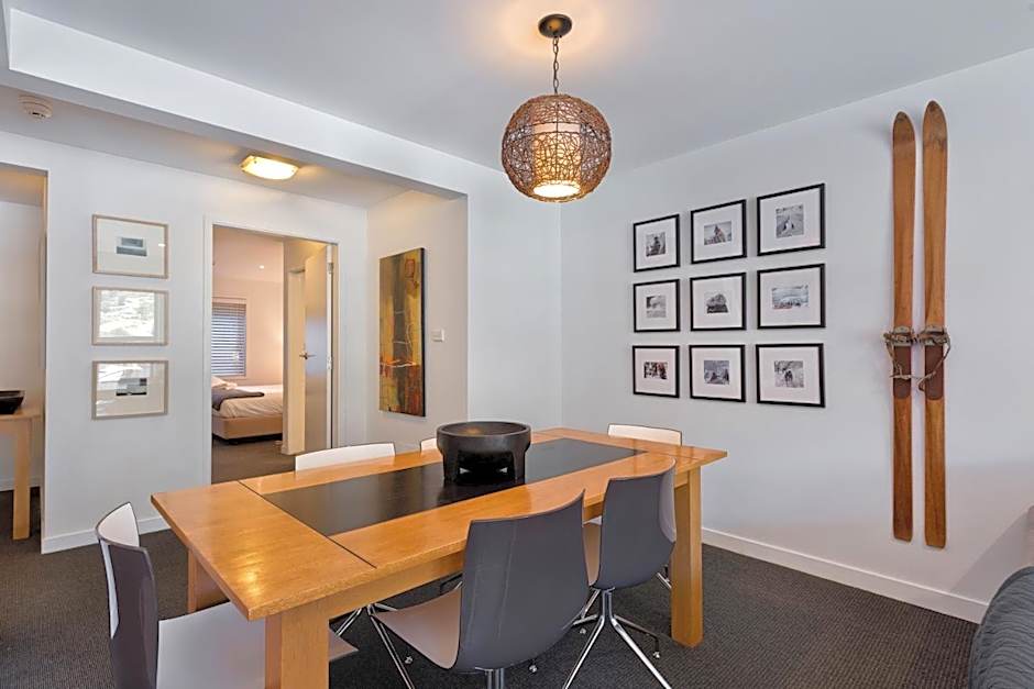 Snowgoose Apartments