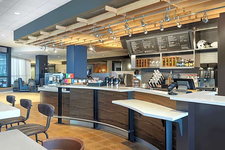 Courtyard by Marriott Redwood City