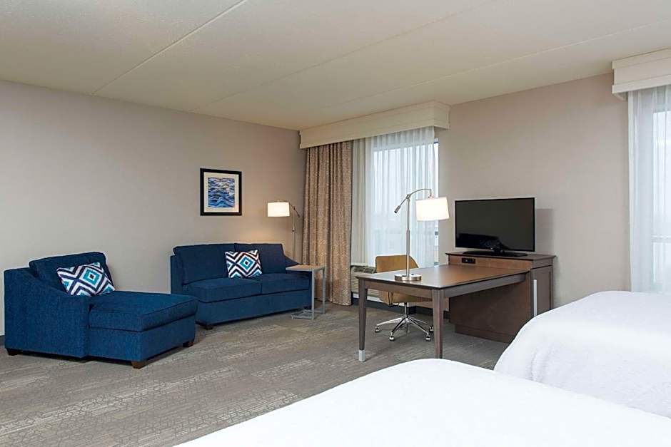 Hampton Inn By Hilton & Suites Grand Rapids Downtown