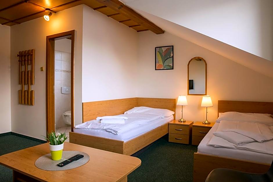 Hotel Kanarek
