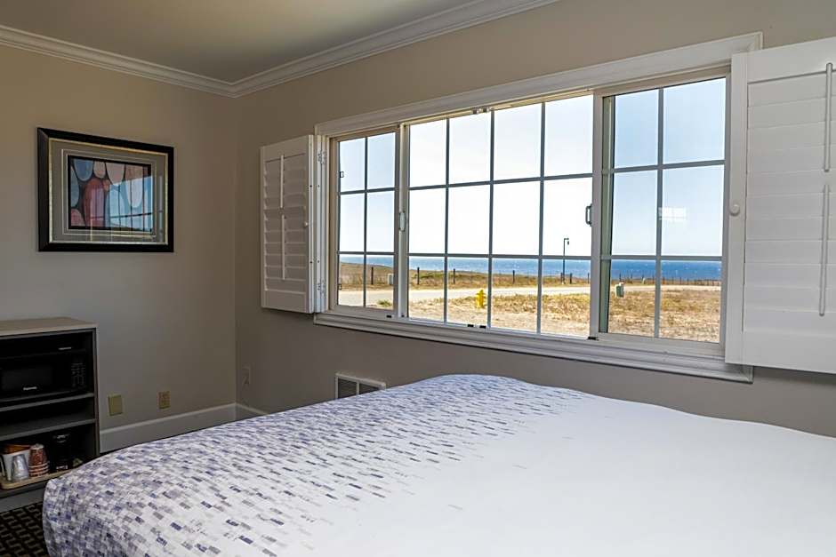 Sea Breeze Inn - San Simeon