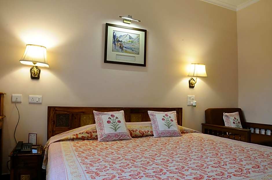 Hotel Arya Niwas