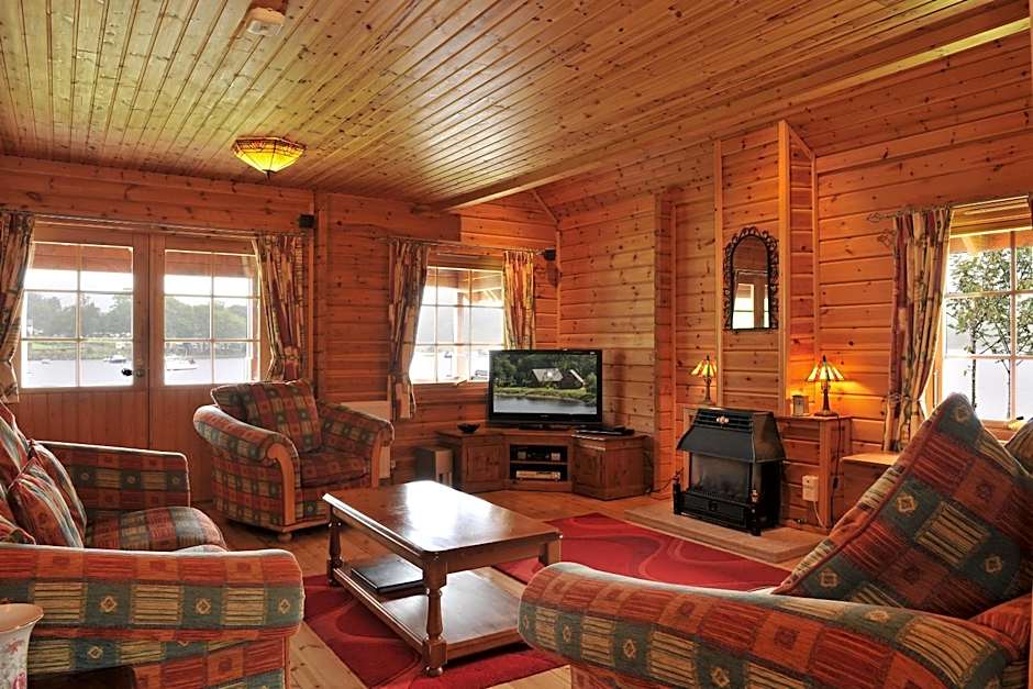Ardlui Lochside Lodges