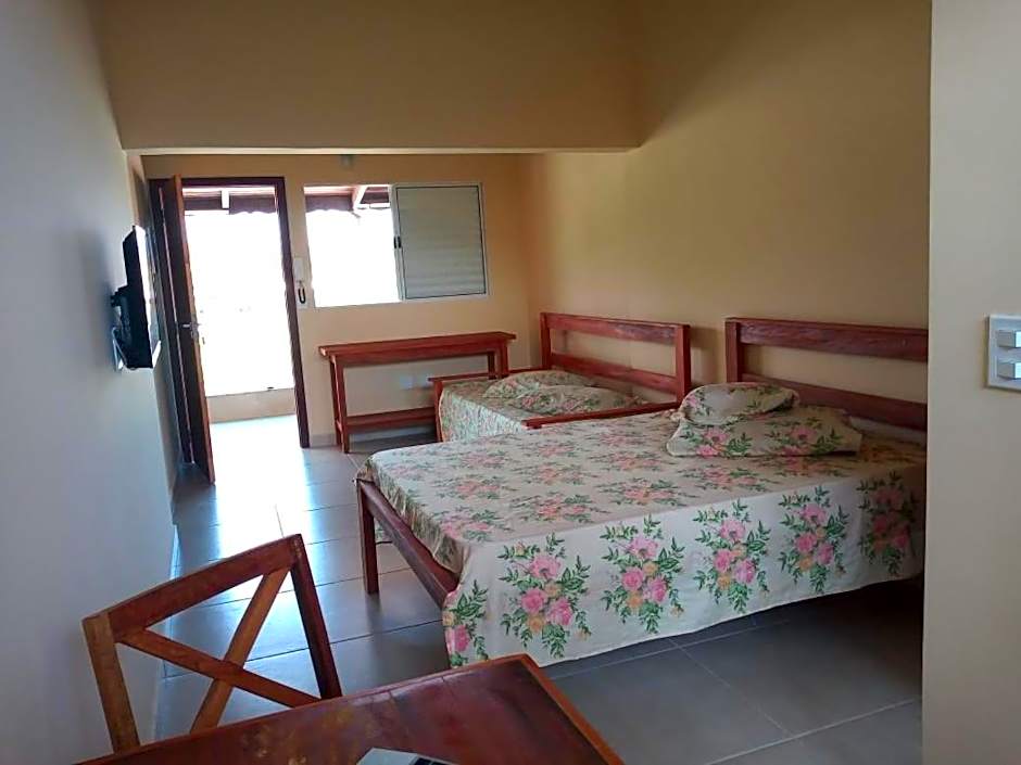 Kitnetes & Aptos Praia do Capricórnio