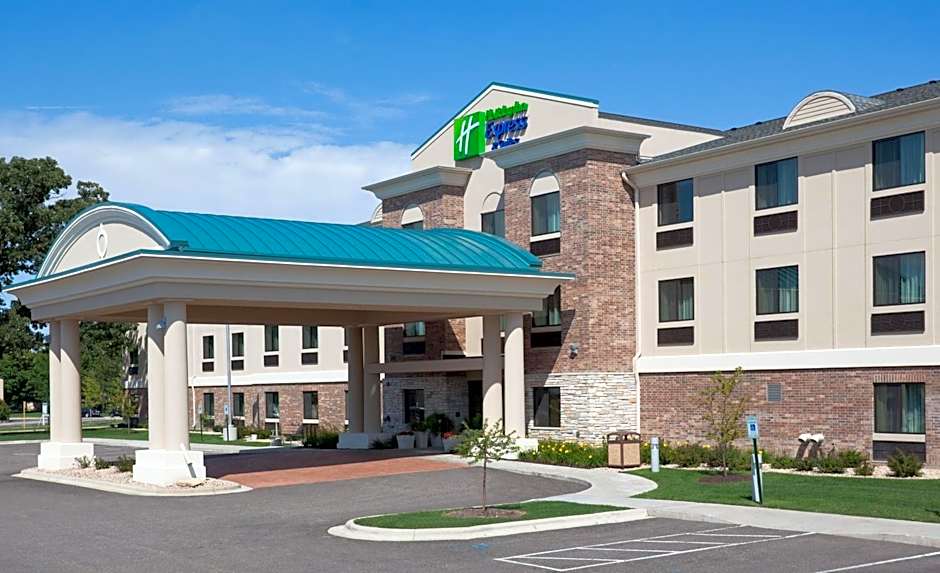 Holiday Inn Express & Suites Verona By IHG