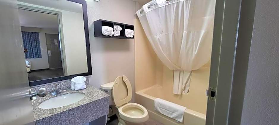 Days Inn by Wyndham Conway