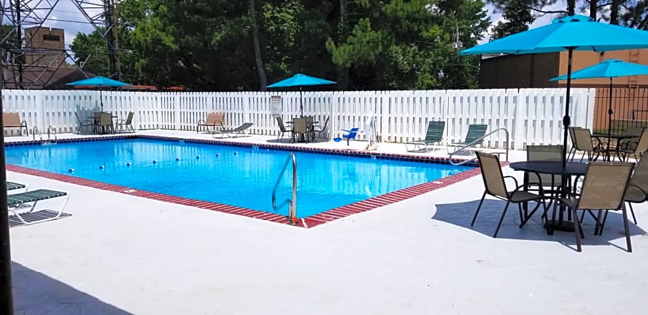 Americas Best Value Inn & Suites - Memphis East