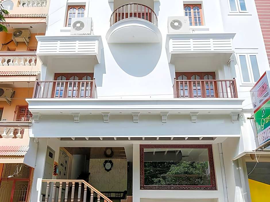 Treebo Grace Inn, 3 Min Walk From Promenade Beach