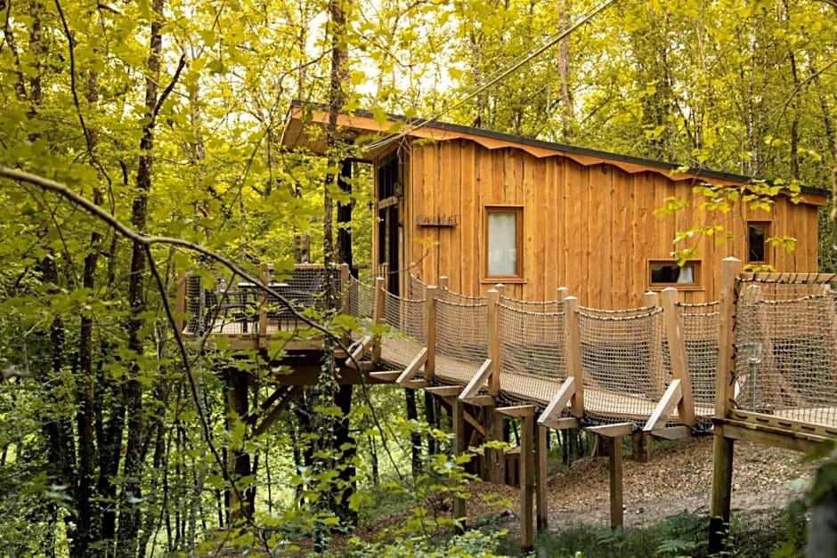 Cabanes dans les arbres avec spa Lot et Dordogne