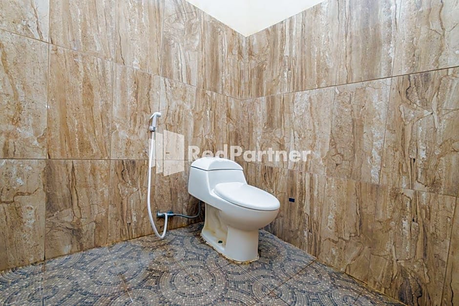 Boss Residence Serang Mitra RedDoorz