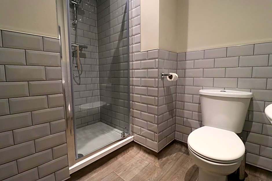 The Bridge Inn Hotel