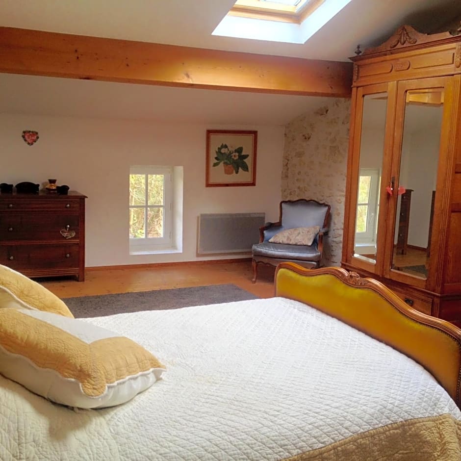 Gite du Calme 3 Star Bed & Breakfast Cognac