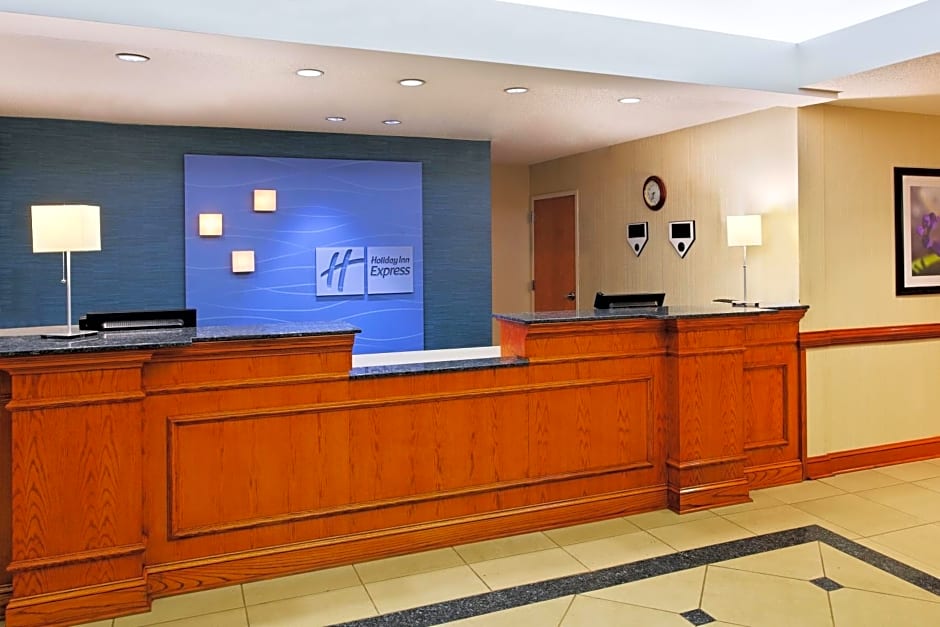 Holiday Inn Express Richmond-Brandermill-Hull Street, an IHG Hotel