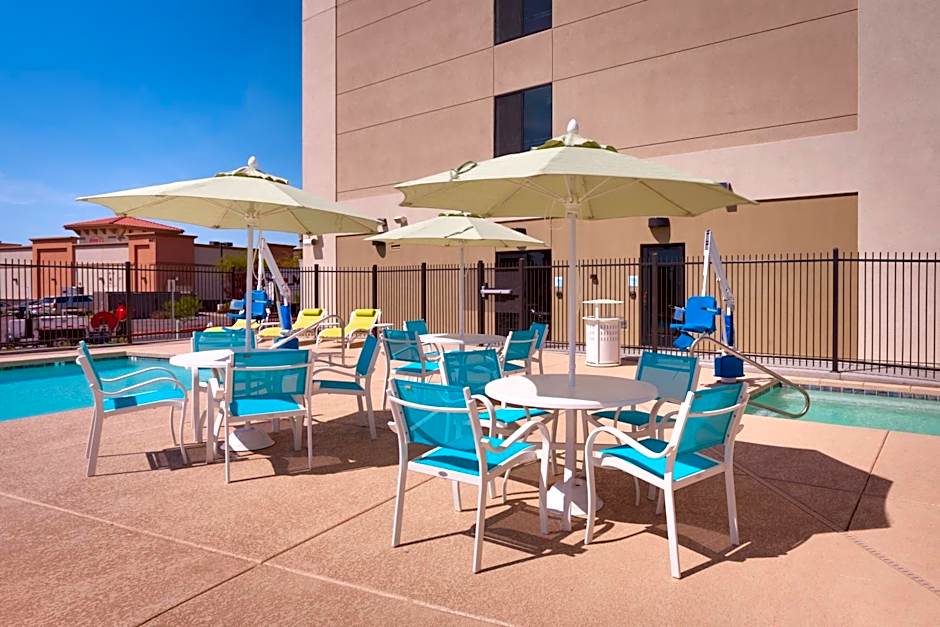 Holiday Inn Express & Suites Phoenix West - Buckeye By IHG