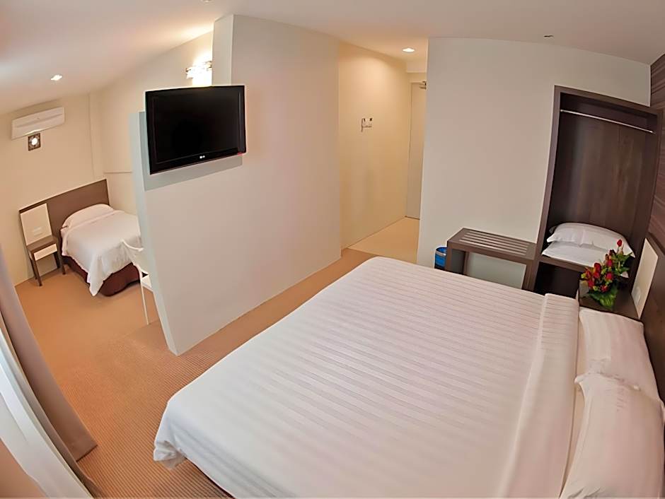 De Spring Hotel