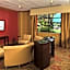 DoubleTree by Hilton Hotel Asheville - Biltmore