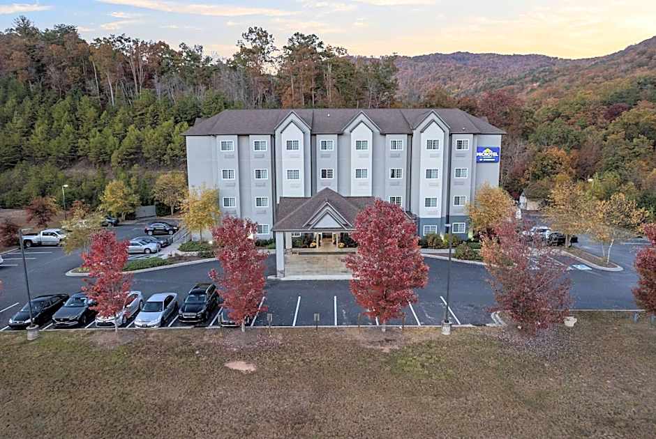 Microtel Inn & Suites By Wyndham Sylva Dillsboro Area