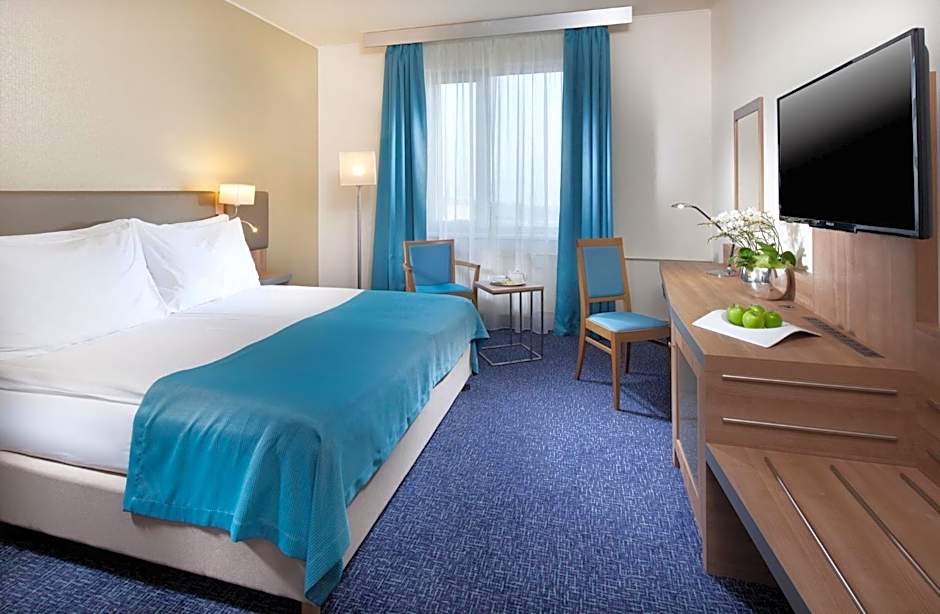 Holiday Inn Prague Congress Centre By IHG