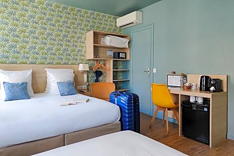 Junior Suite with Noter Dame View