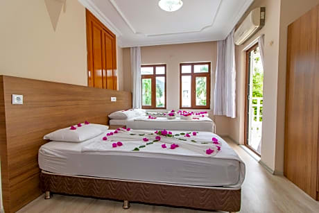 Standard Double or Twin Room with Balcony