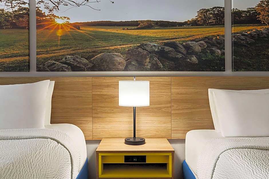 Days Hotel by Wyndham Allentown Airport / Lehigh Valley
