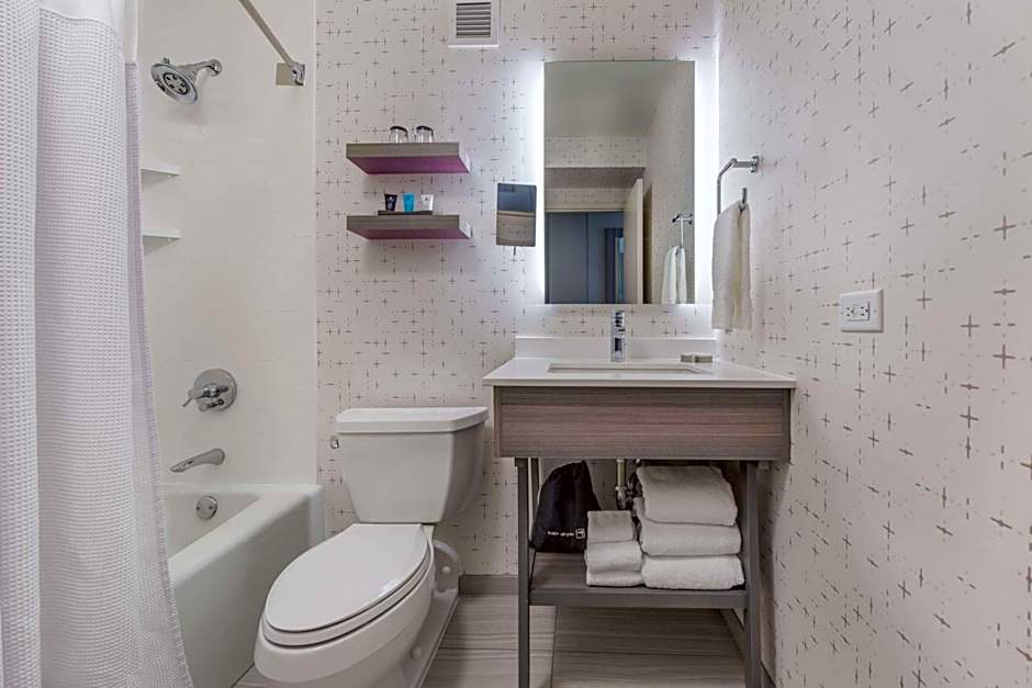 Sonesta Denver Downtown