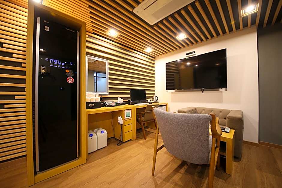 Gimhae Jangyu Aria – Gimhae, IA