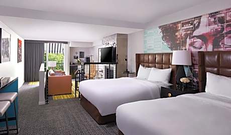 Signature 2 Queen Suite with Balcony