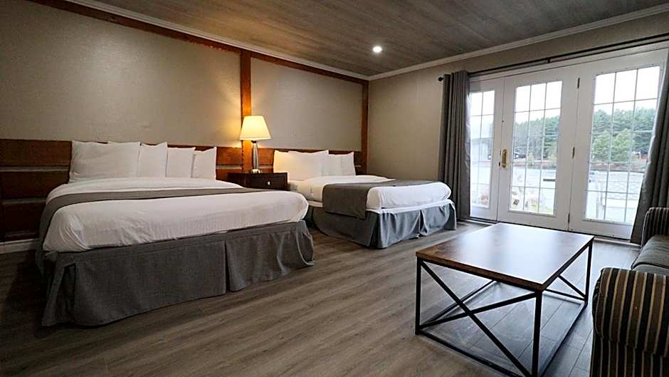 Algonquin Lakeside Inn