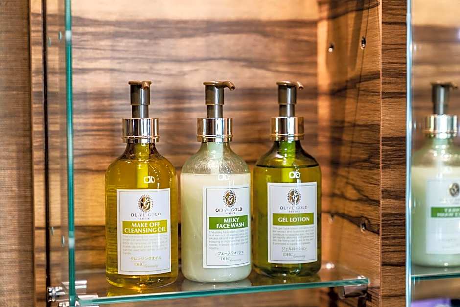 Petit Bali Forest Shinjuku Sanchōme