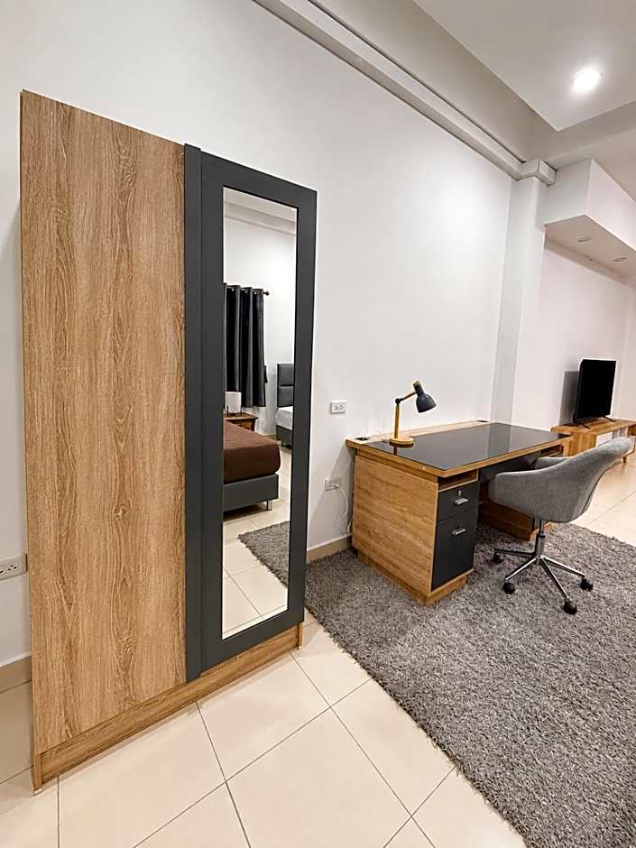 K2 Seaside Suites