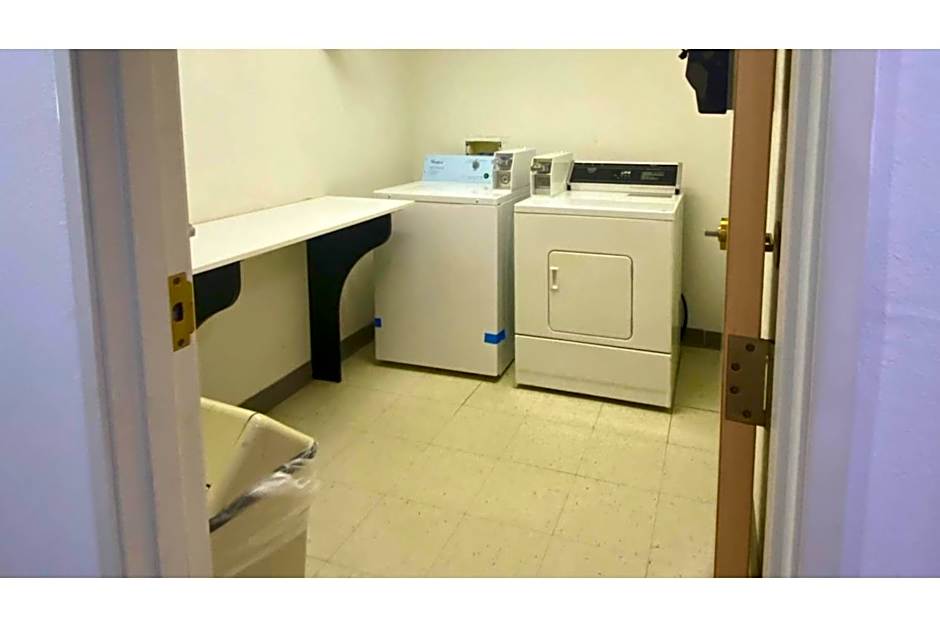 Studio 6 McAlester OK South