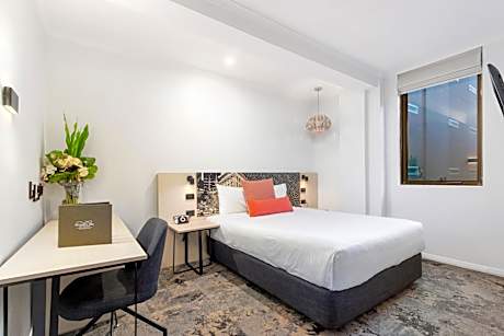 Standard Queen Room - Weekly Housekeeping