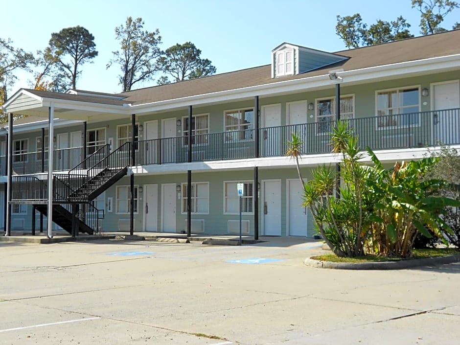 Travelodge by Wyndham Ocean Springs